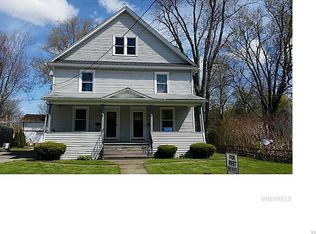 4 Francis St, Middleport, NY 14105