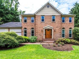 6311 Hunting Ridge Ln, Mc Lean, VA 22101