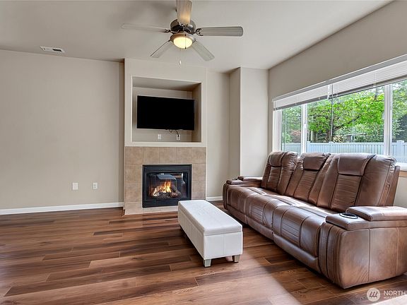5th image of 6516 127th Street Ct E