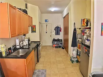 Rented by Century 21 Metropolitan