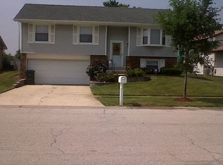 4040 Indian Hill Dr, Country Club Hills, IL