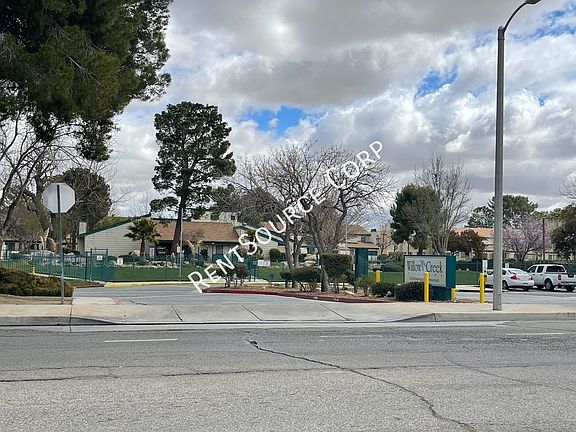 3rd image of 44412 15th St E APT 15