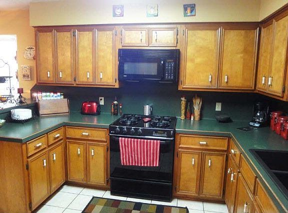 2nd image of 63 Hollyhock Ct