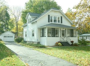 54 Oliver Pl, Hamburg, NY 14075