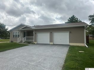920 23rd St, Fairbury, NE 68352