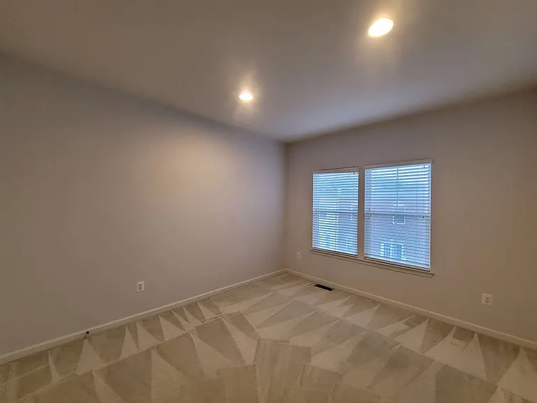 434 Parkview Ave #434 — Photo 20