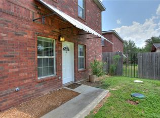 1105 N Cuernavaca Dr APT B, Austin, TX 78733