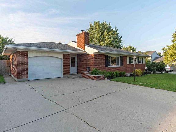 5th image of 822 Barbara Ln
