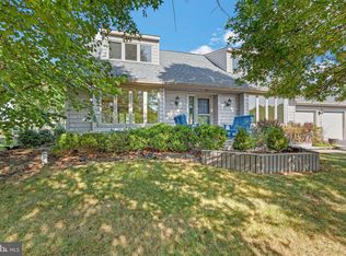 68 Woodview Dr, Chalfont, PA