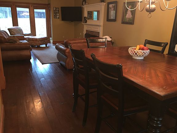 4th image of 1425 Countrywood Ln
