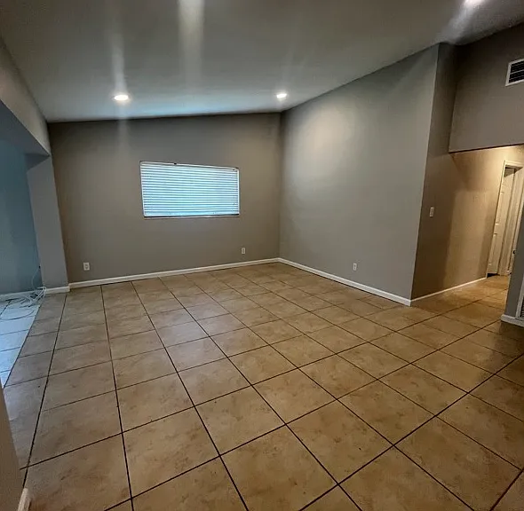 Family Room: LED Recessed Can lighting.