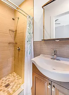 Rented by REAL New York | media 14