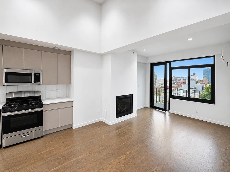 594 Bushwick Ave #606