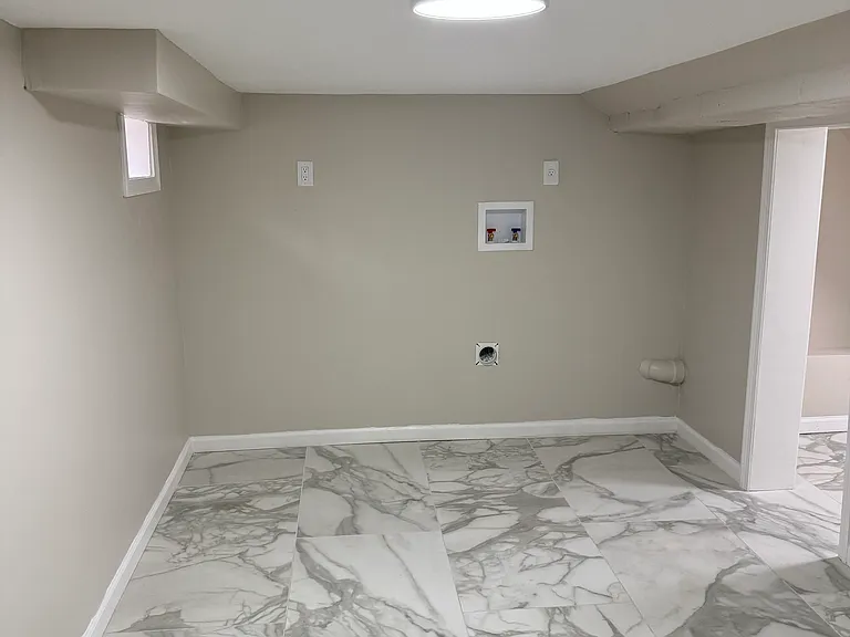 103 Helen St — Photo 10
