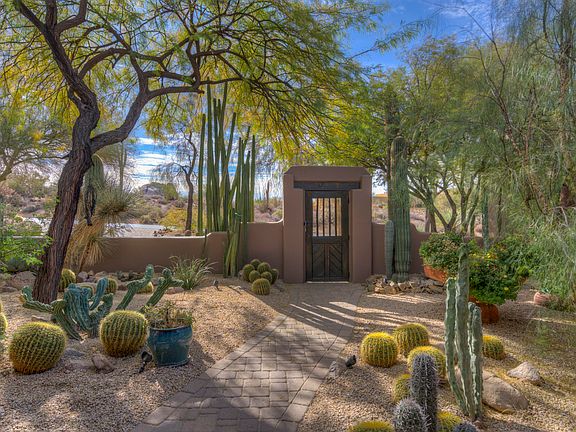 2nd image of 2038 E Smoketree Drive