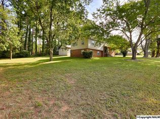 2206 York Rd NW, Huntsville, AL 35810