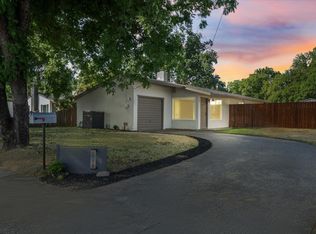 2118 Park Marina Dr, Redding, CA 96001