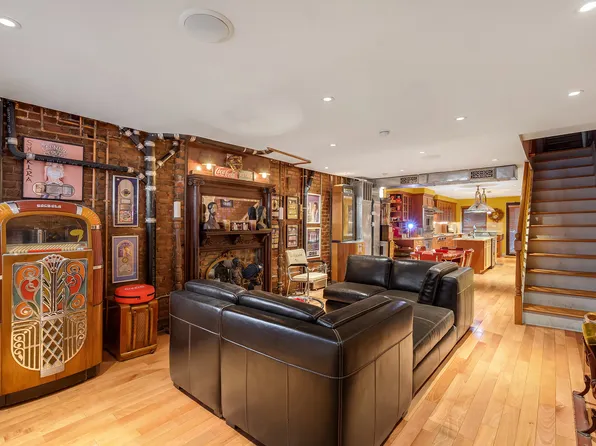 101 Hamilton Place image 1 of 12