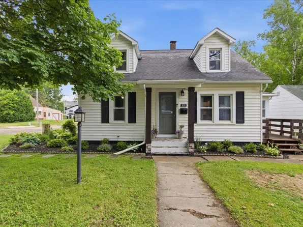 418 W Division Street, Dodgeville, WI 53533