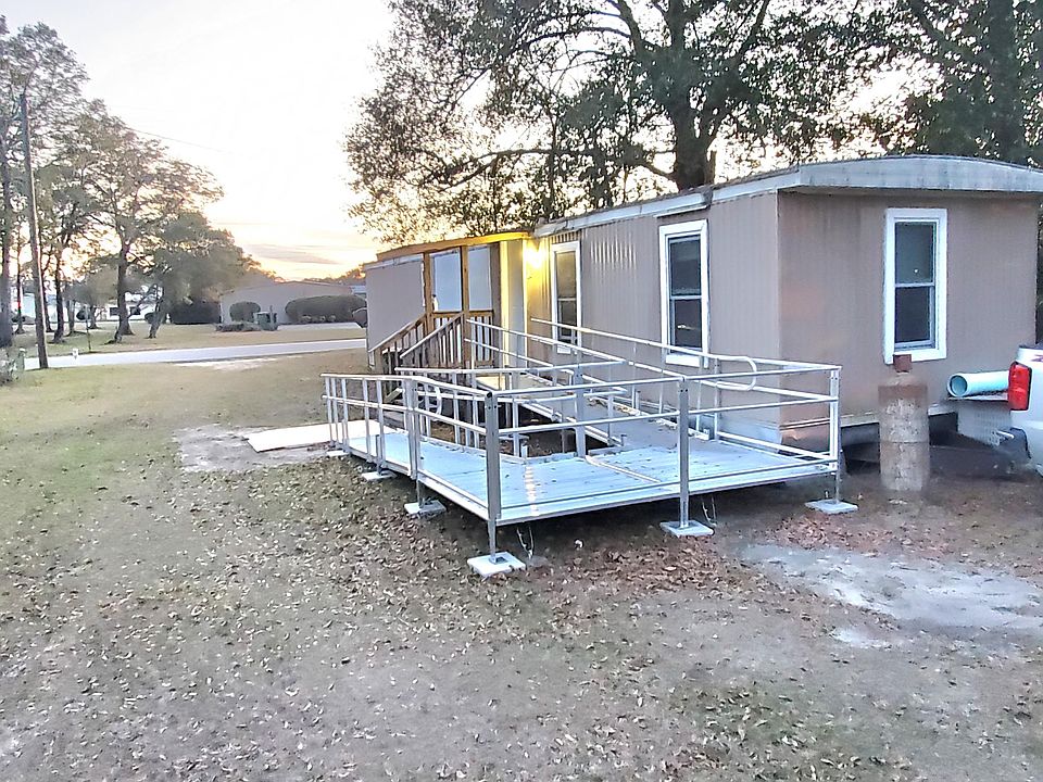 1st image of 107 Chandler Ave
