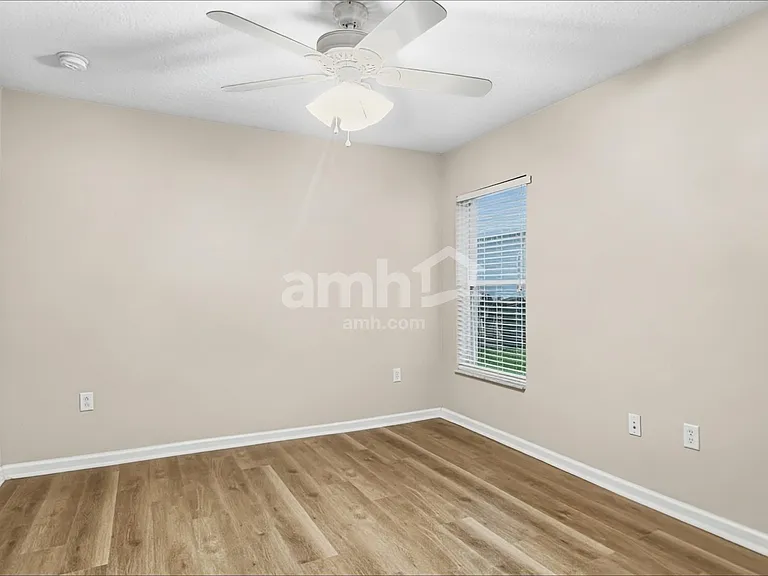 7330 Crescent Palm Dr — Photo 13