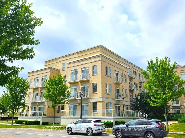 28 Prince Regent St, Markham, ON