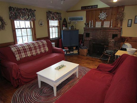 4th image of 15 Aunt Deborahs Lane #15