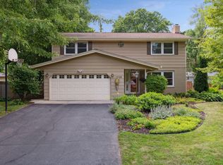 10148 Johnson Ave S, Bloomington, MN 55437