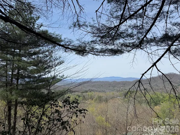 473 Echo Ridge Rd, Whittier, NC 28789