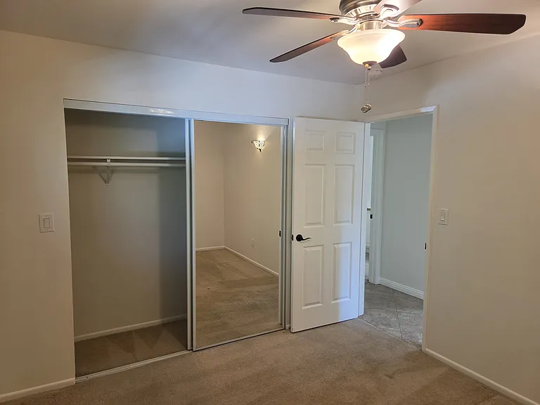 1037 Alta Vista Dr — Photo 16