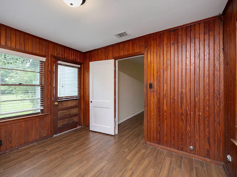 305 Harris Blvd — Photo 19