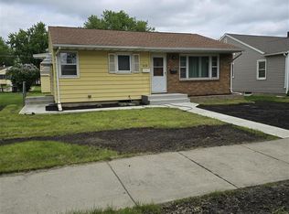 815 6th St S, Virginia, MN 55792