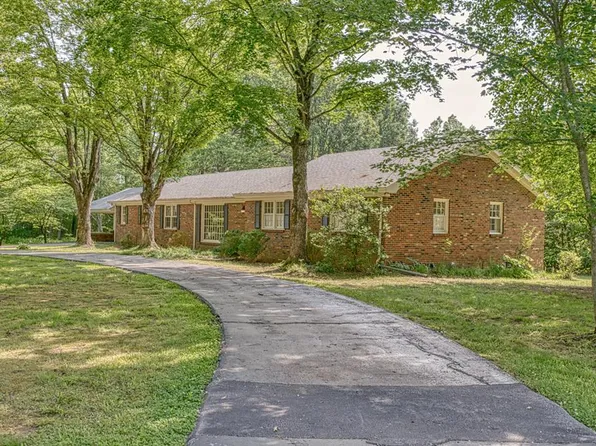 3579 Gra Mar Dr, Cookeville, TN 38506