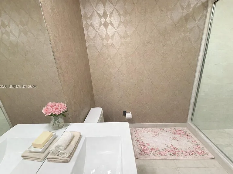 17301 Biscayne Blvd #308 — Photo 18