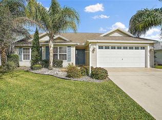 5072 NE 121st Rd, Oxford, FL 34484