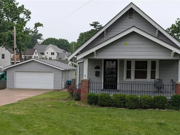 5104 Belinder Ave, Mission, KS 66205