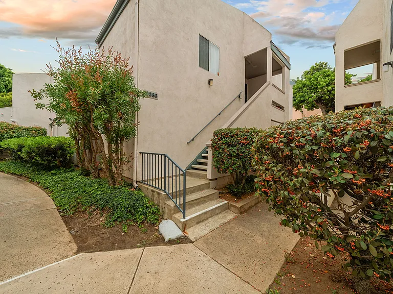 3266 Ashford St #K — Photo 23