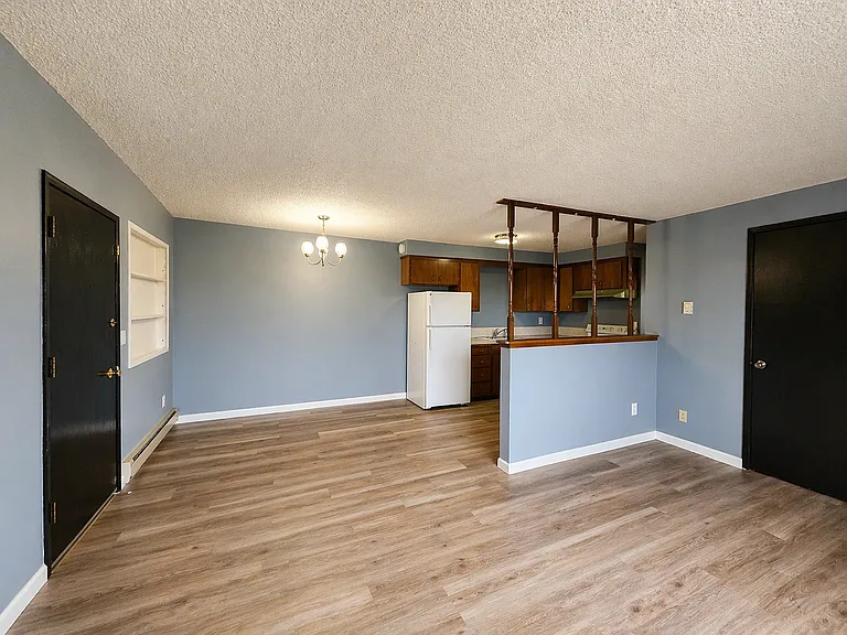 3432 Hoyt Ave #6 — Photo 3