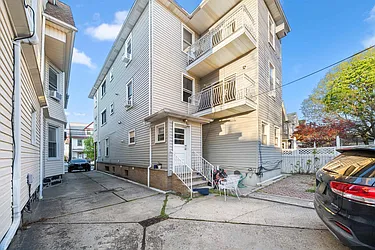 37 47th Street