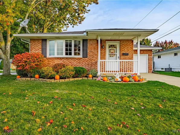 4 Cheekwood Dr, Buffalo, NY 14227