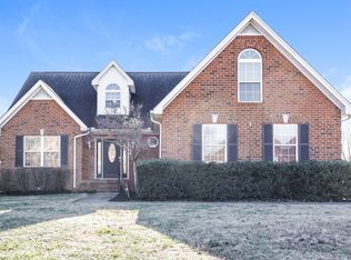 2411 Amber Glen Dr, Murfreesboro, TN 37128