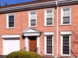 736 York Ct #736, Northbrook, IL 60062