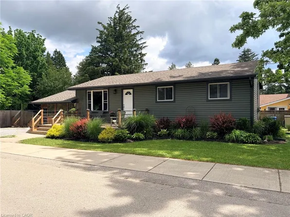 1551 Old Brock St, Norfolk County, ON N0E 1W0