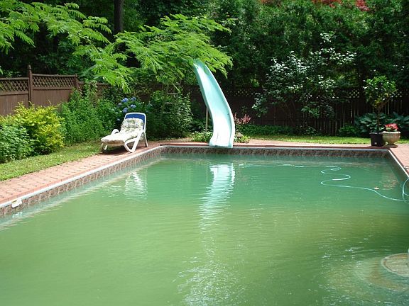 slide into deep end:10'