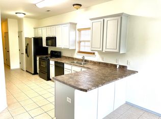 3187 W Old Farmington Rd, Fayetteville, AR 72704