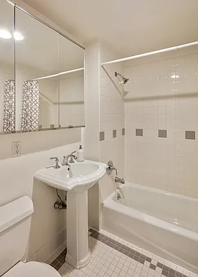 Rented by Compass | media 17