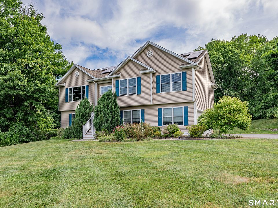 1st image of 122 Uconn Drive