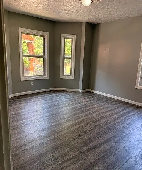 4 Burton Ave #1 — Photo 5