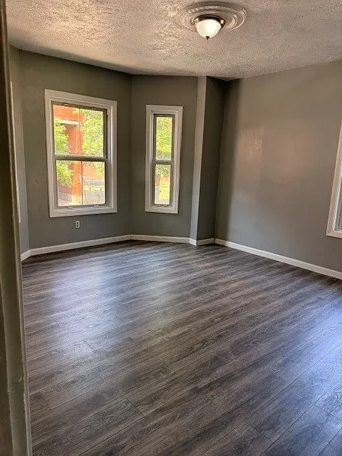 4 Burton Ave #1