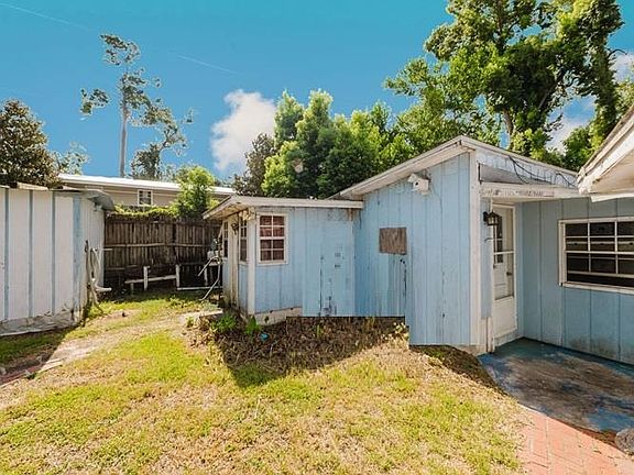 3rd image of 2026 Desiree Ct